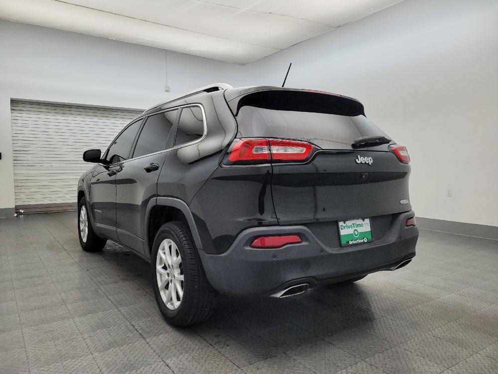 used 2018 Jeep Cherokee car, priced at $15,695