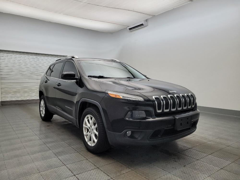 used 2018 Jeep Cherokee car, priced at $15,695