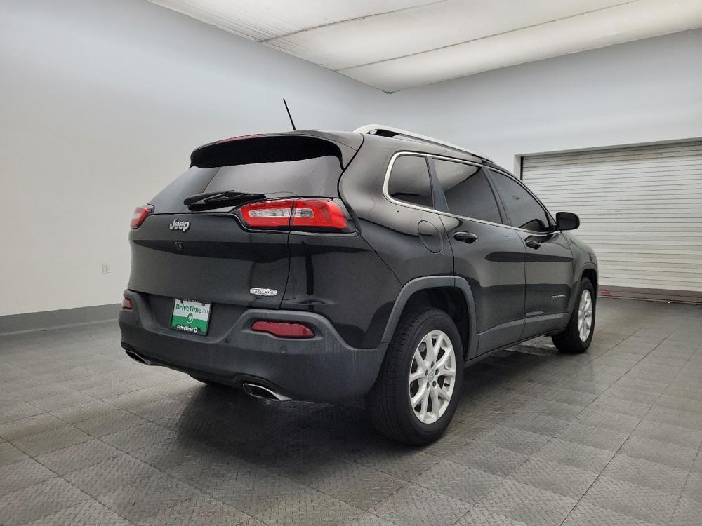 used 2018 Jeep Cherokee car, priced at $15,695