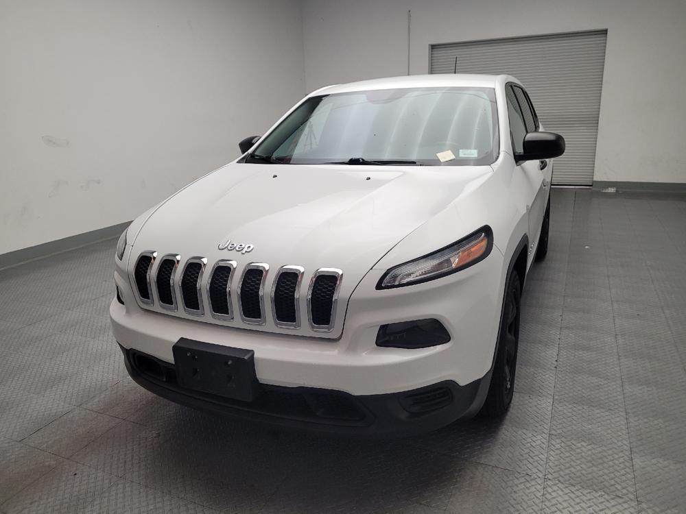 used 2016 Jeep Cherokee car, priced at $12,995