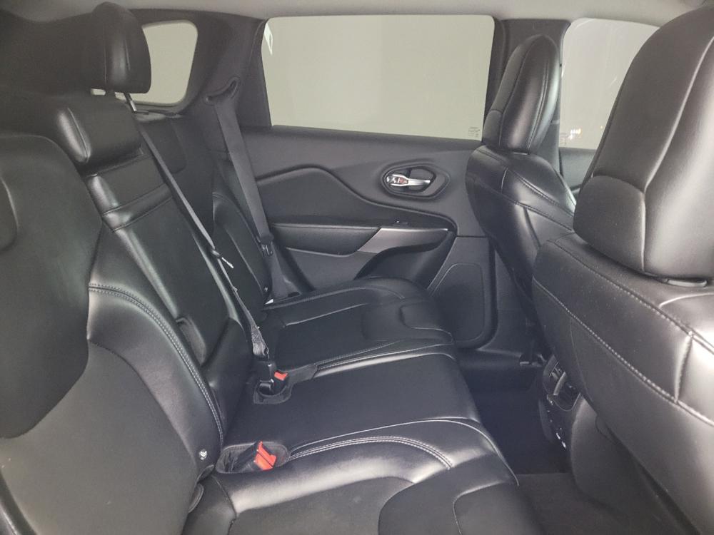 used 2019 Jeep Cherokee car, priced at $16,695