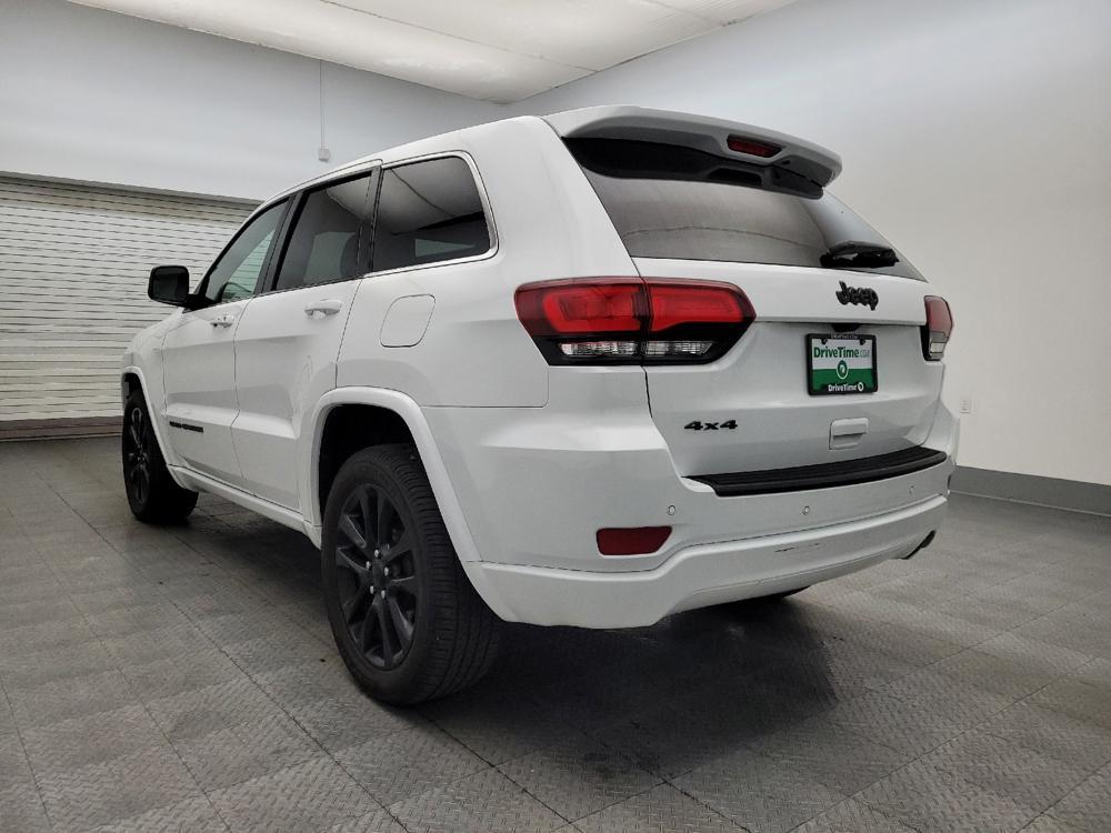 used 2020 Jeep Grand Cherokee car, priced at $20,895