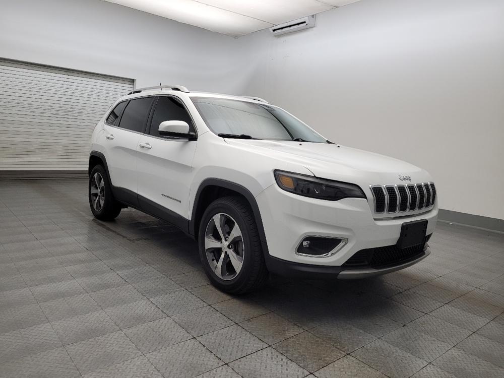 used 2019 Jeep Cherokee car, priced at $16,495