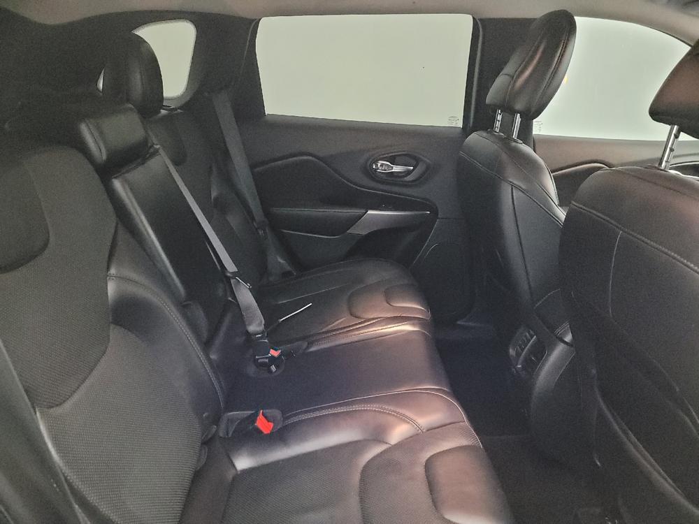 used 2019 Jeep Cherokee car, priced at $16,495