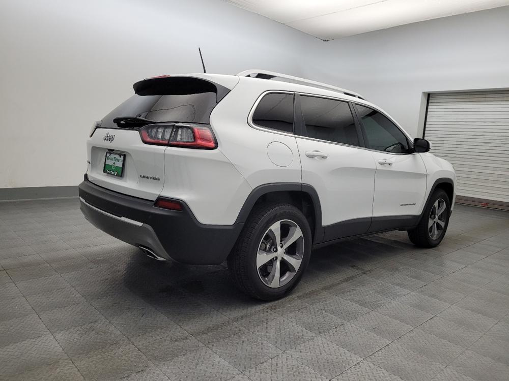 used 2019 Jeep Cherokee car, priced at $16,495