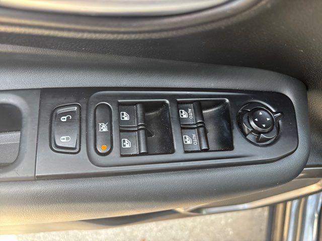 used 2022 Jeep Renegade car, priced at $19,995