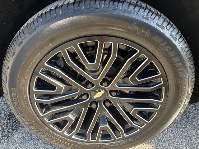 used 2021 Chevrolet Suburban car, priced at $39,999