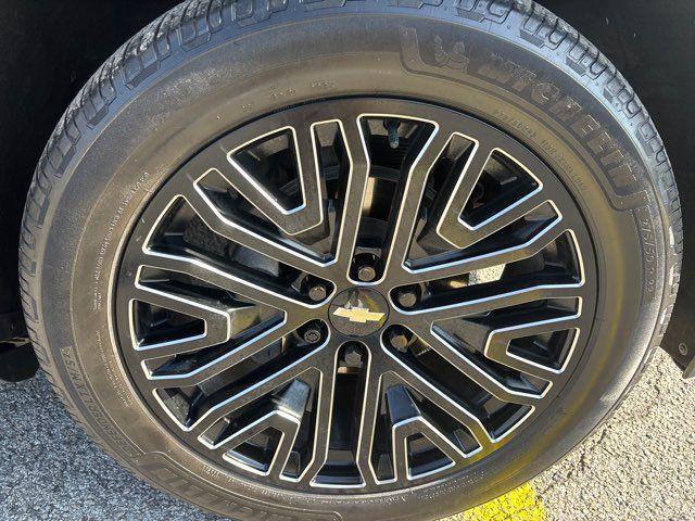 used 2021 Chevrolet Suburban car, priced at $39,999