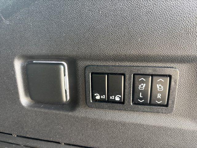 used 2021 Chevrolet Suburban car, priced at $39,999