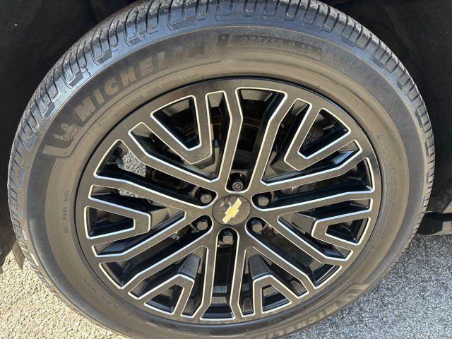 used 2021 Chevrolet Suburban car, priced at $39,999