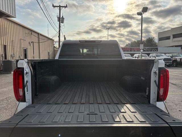 used 2022 GMC Sierra 1500 car, priced at $31,995
