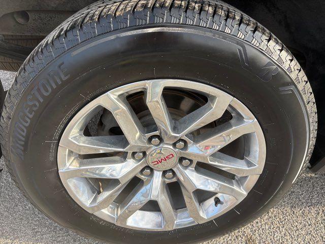 used 2022 GMC Sierra 1500 car, priced at $31,995