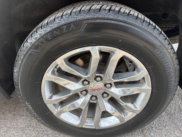 used 2022 GMC Sierra 1500 car, priced at $31,995