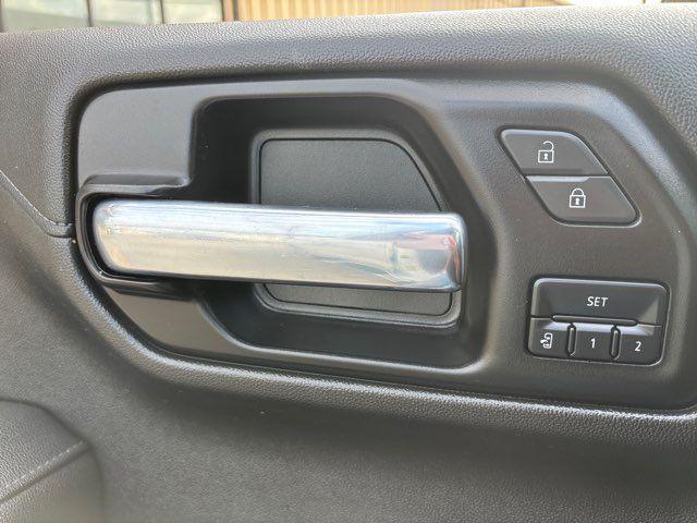 used 2022 GMC Sierra 1500 car, priced at $31,995