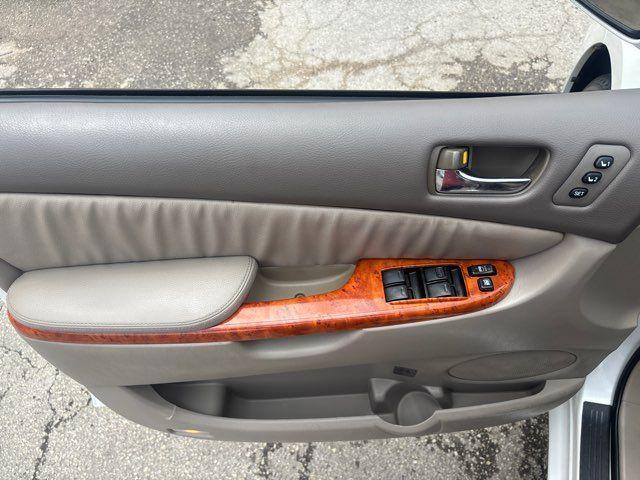 used 2007 Toyota Sienna car, priced at $9,495