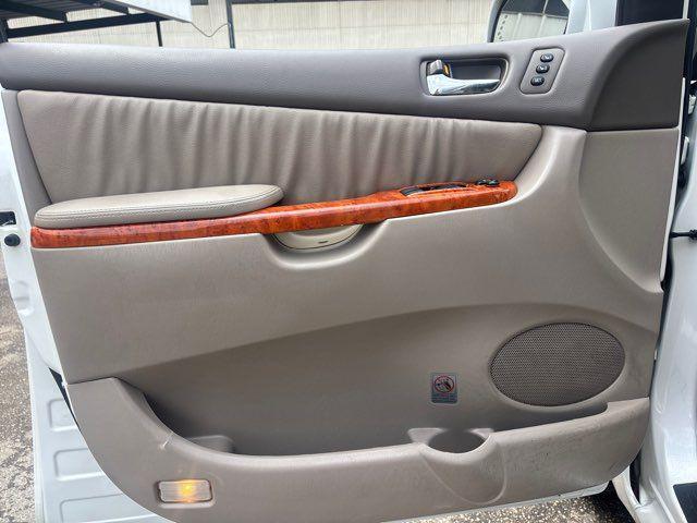 used 2007 Toyota Sienna car, priced at $9,495
