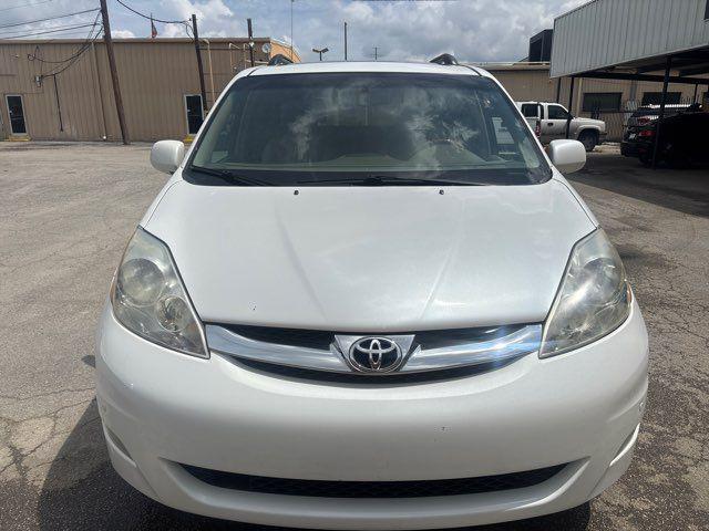 used 2007 Toyota Sienna car, priced at $9,495