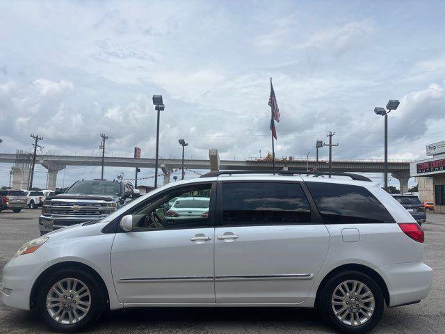 used 2007 Toyota Sienna car, priced at $9,495