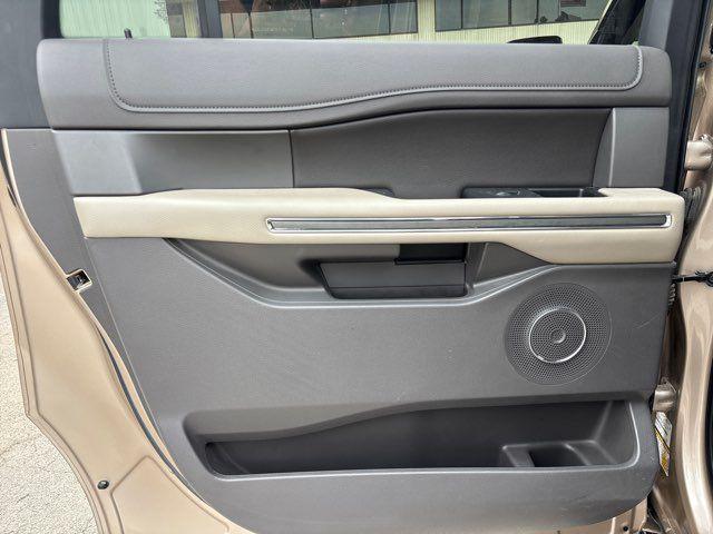 used 2020 Ford Expedition Max car, priced at $28,999