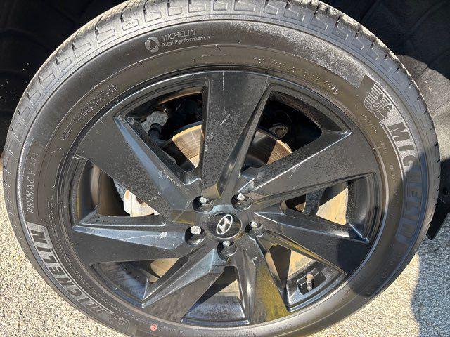 used 2023 Hyundai SANTA CRUZ car, priced at $27,995