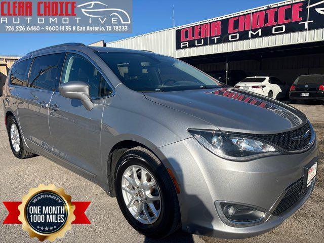 used 2020 Chrysler Pacifica car, priced at $15,495