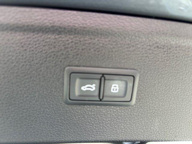 used 2020 Audi Q5 car, priced at $20,495
