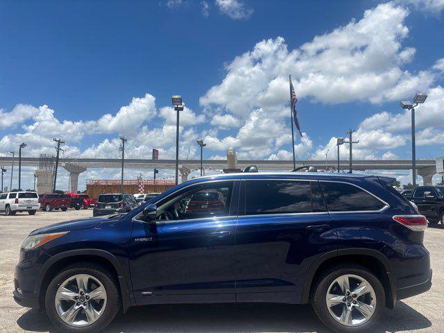 used 2016 Toyota Highlander Hybrid car, priced at $23,995