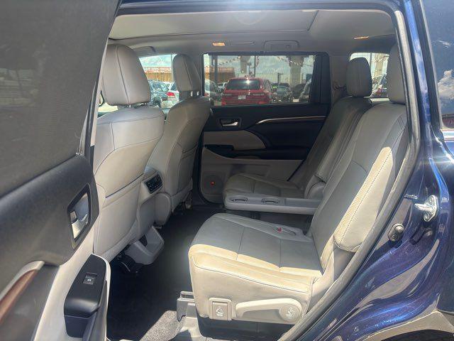 used 2016 Toyota Highlander Hybrid car, priced at $23,995
