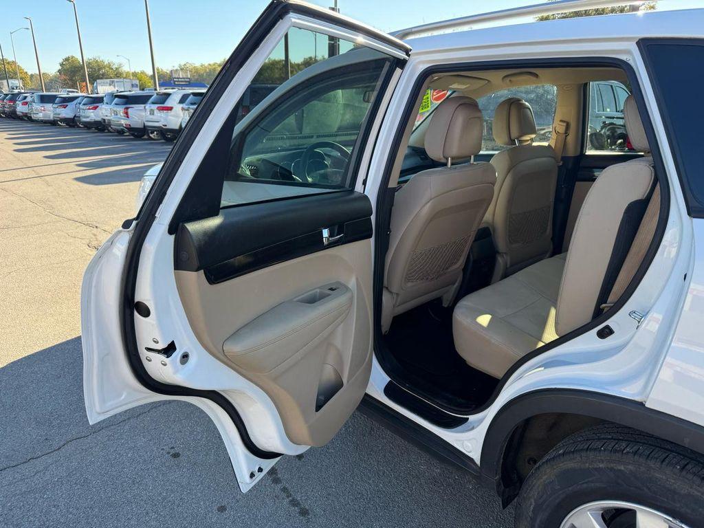 used 2013 Kia Sorento car, priced at $5,980