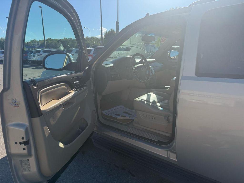 used 2011 GMC Yukon XL car, priced at $5,980