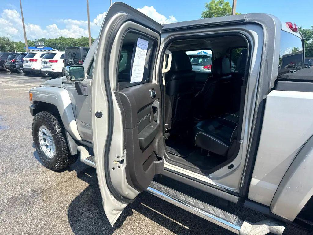 used 2009 Hummer H3T car, priced at $14,980
