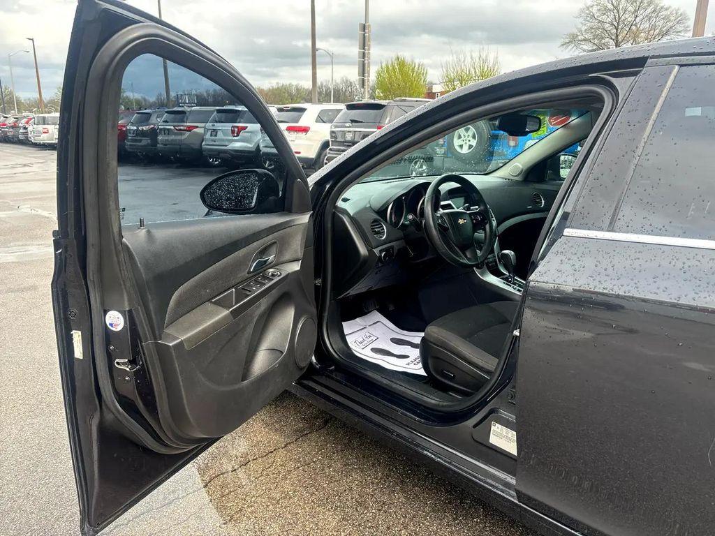 used 2015 Chevrolet Cruze car, priced at $7,980