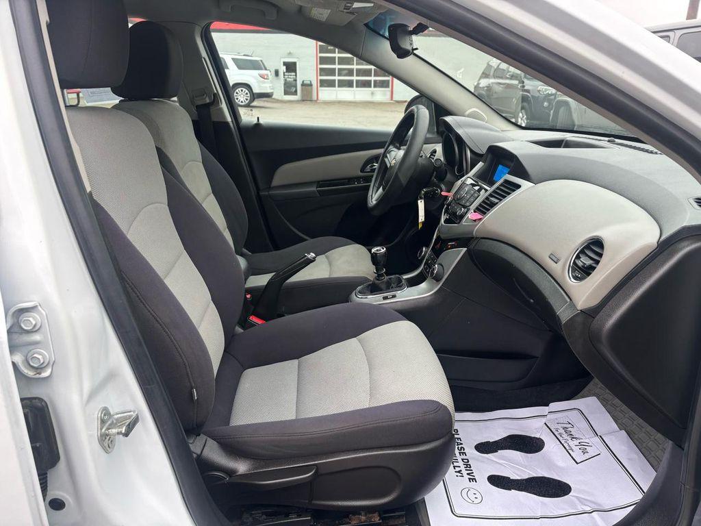 used 2014 Chevrolet Cruze car, priced at $4,980