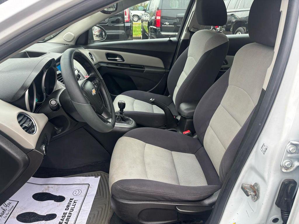 used 2014 Chevrolet Cruze car, priced at $4,980