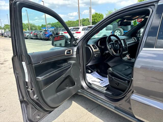 used 2016 Jeep Grand Cherokee car, priced at $11,980