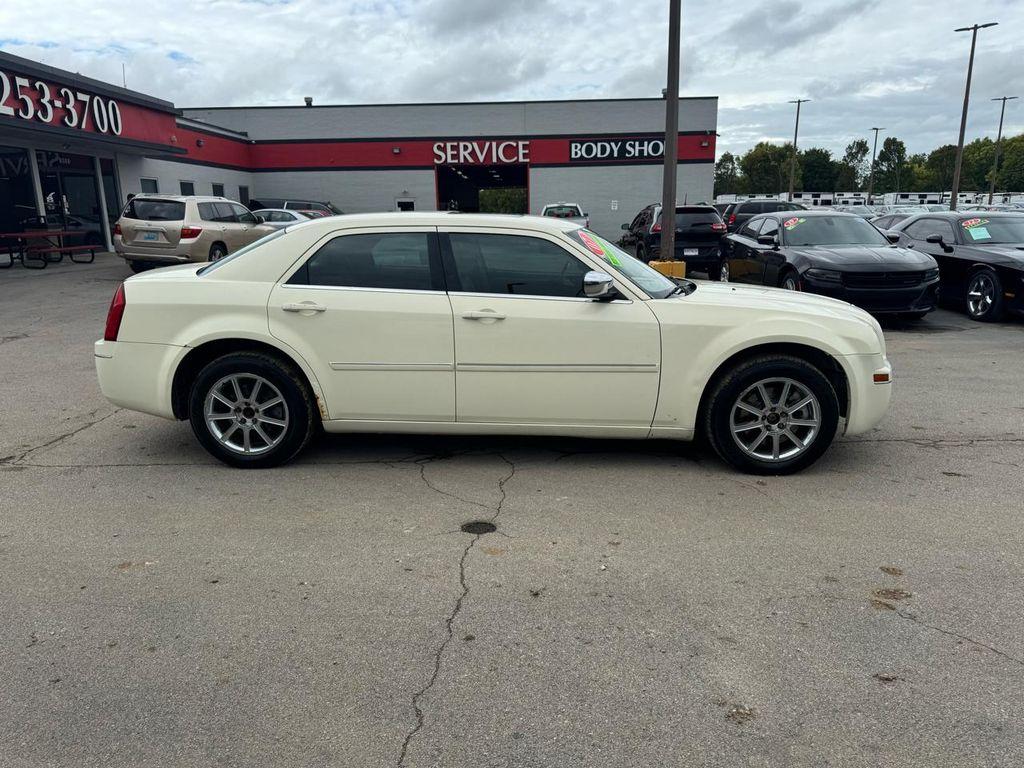 used 2007 Chrysler 300 car, priced at $2,980