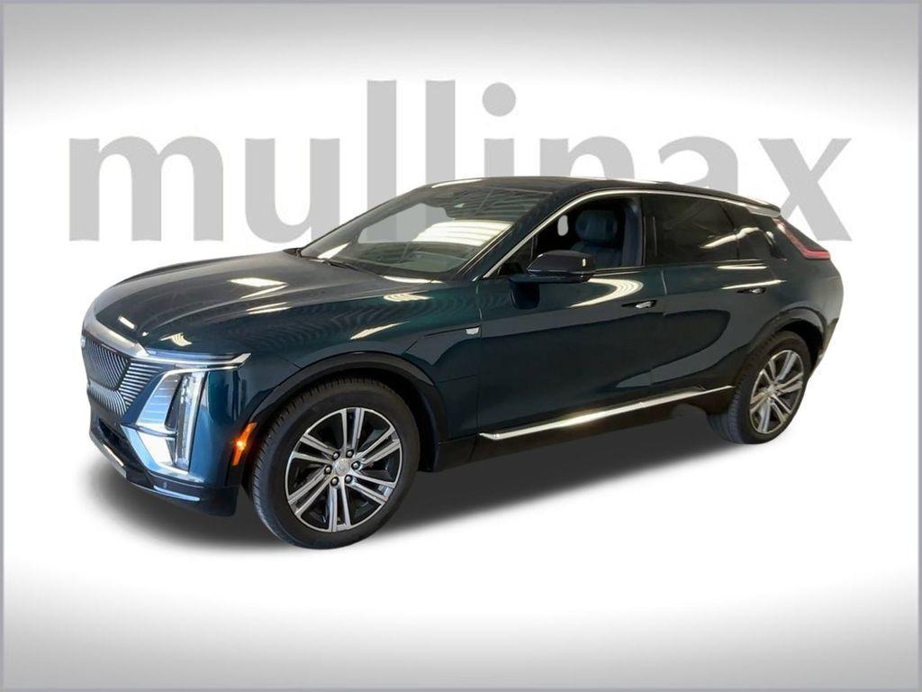 new 2025 Cadillac LYRIQ car, priced at $59,210