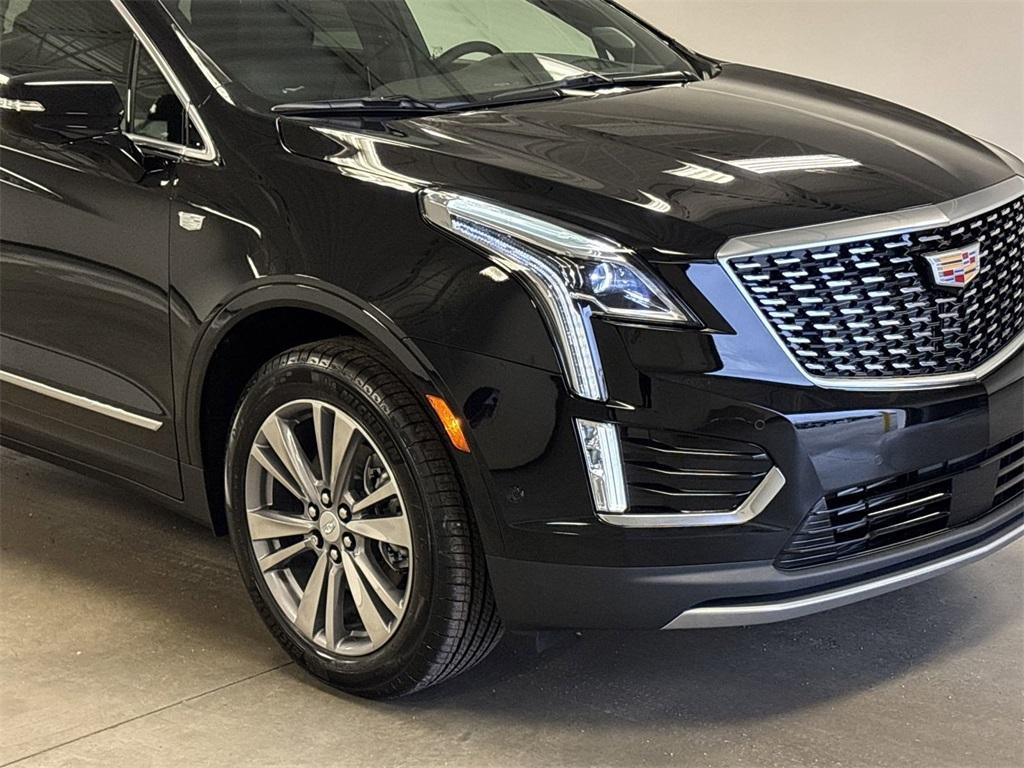 new 2025 Cadillac XT5 car, priced at $58,225