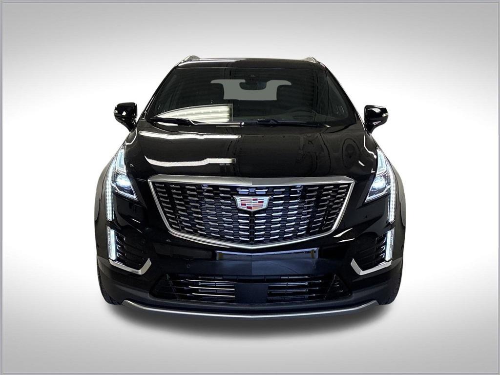 new 2025 Cadillac XT5 car, priced at $58,225