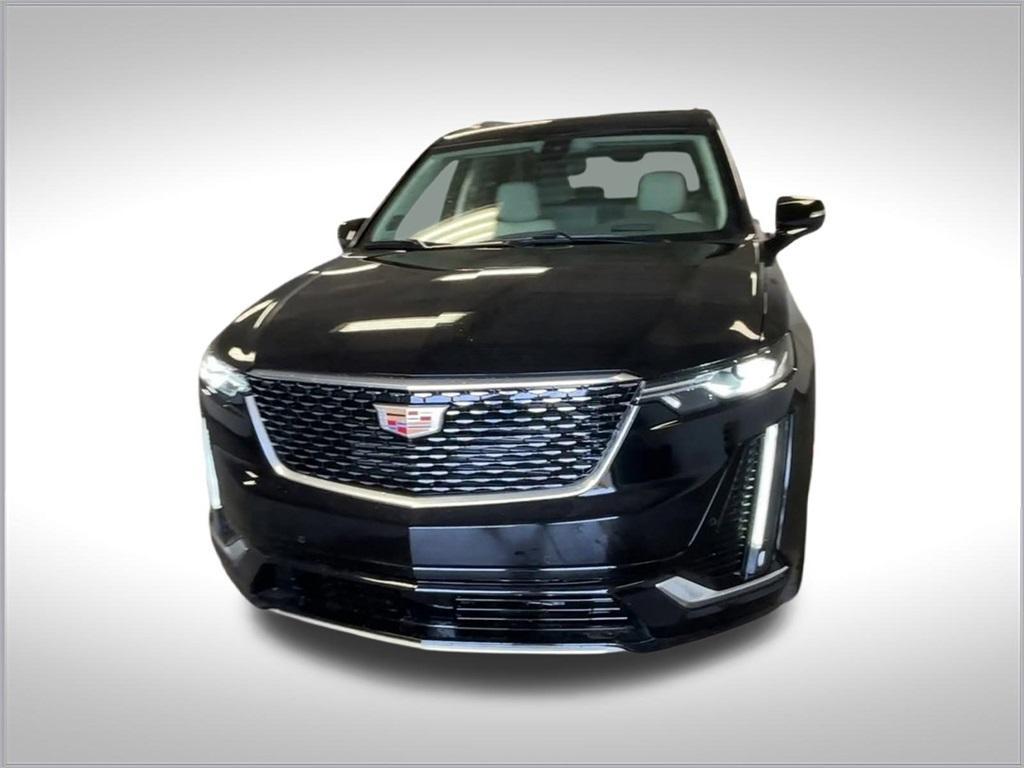 new 2025 Cadillac XT6 car, priced at $59,865
