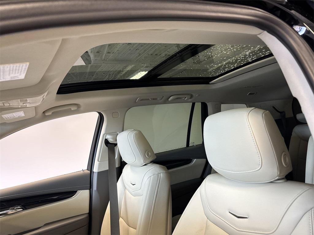 new 2025 Cadillac XT6 car, priced at $59,865