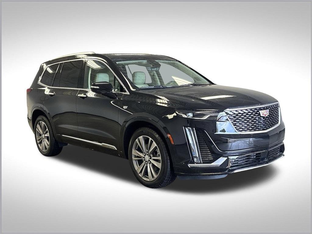 new 2025 Cadillac XT6 car, priced at $59,865