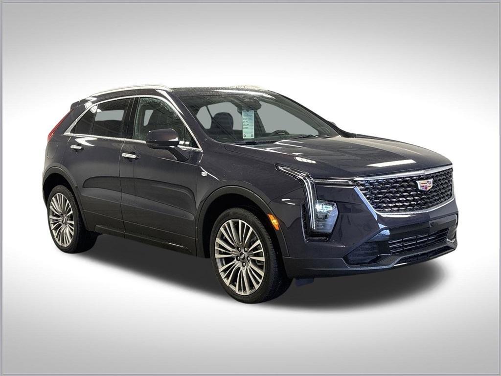 new 2025 Cadillac XT4 car, priced at $47,440