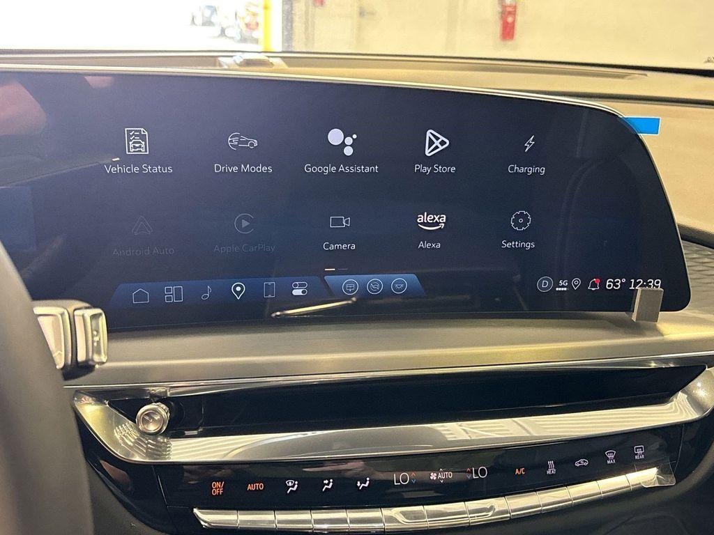 new 2025 Cadillac LYRIQ car, priced at $62,605
