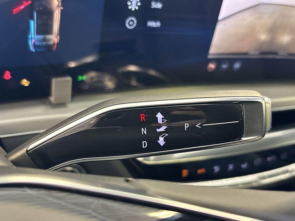 new 2025 Cadillac LYRIQ car, priced at $62,605