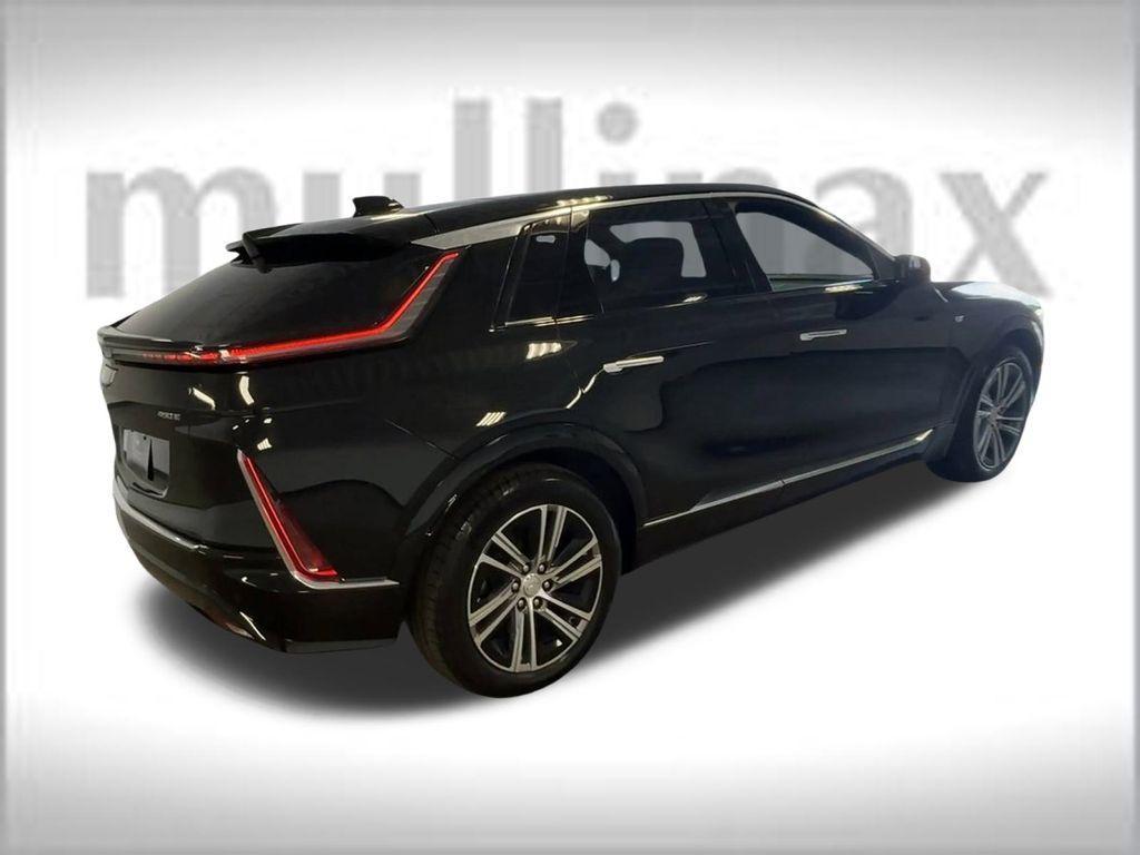 new 2025 Cadillac LYRIQ car, priced at $62,900