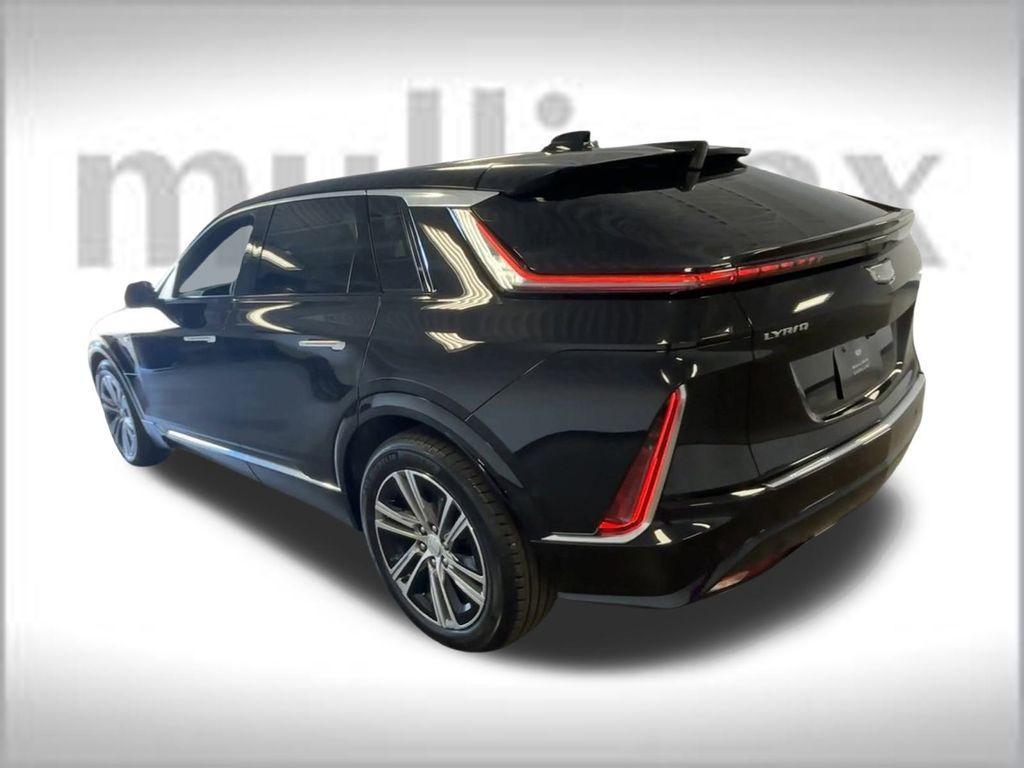 new 2025 Cadillac LYRIQ car, priced at $62,900