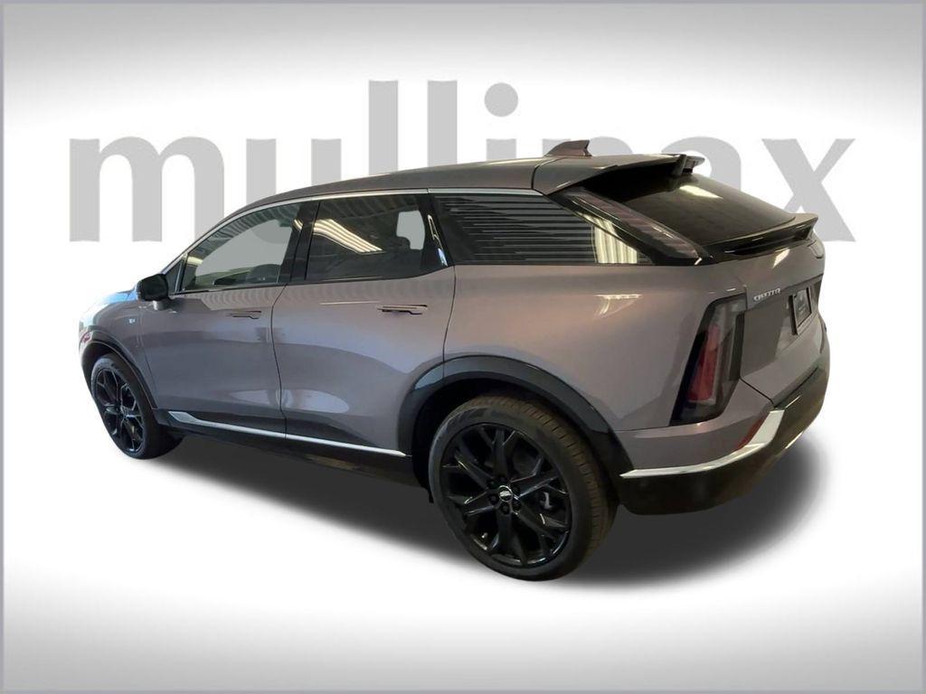 new 2025 Cadillac OPTIQ car, priced at $50,860