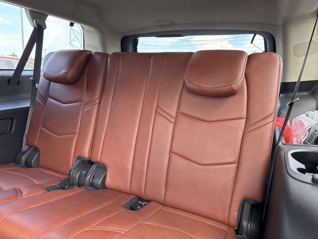 used 2019 Cadillac Escalade ESV car, priced at $31,750