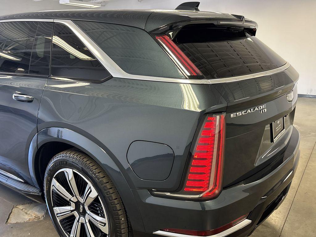 new 2025 Cadillac Escalade IQ car, priced at $131,380